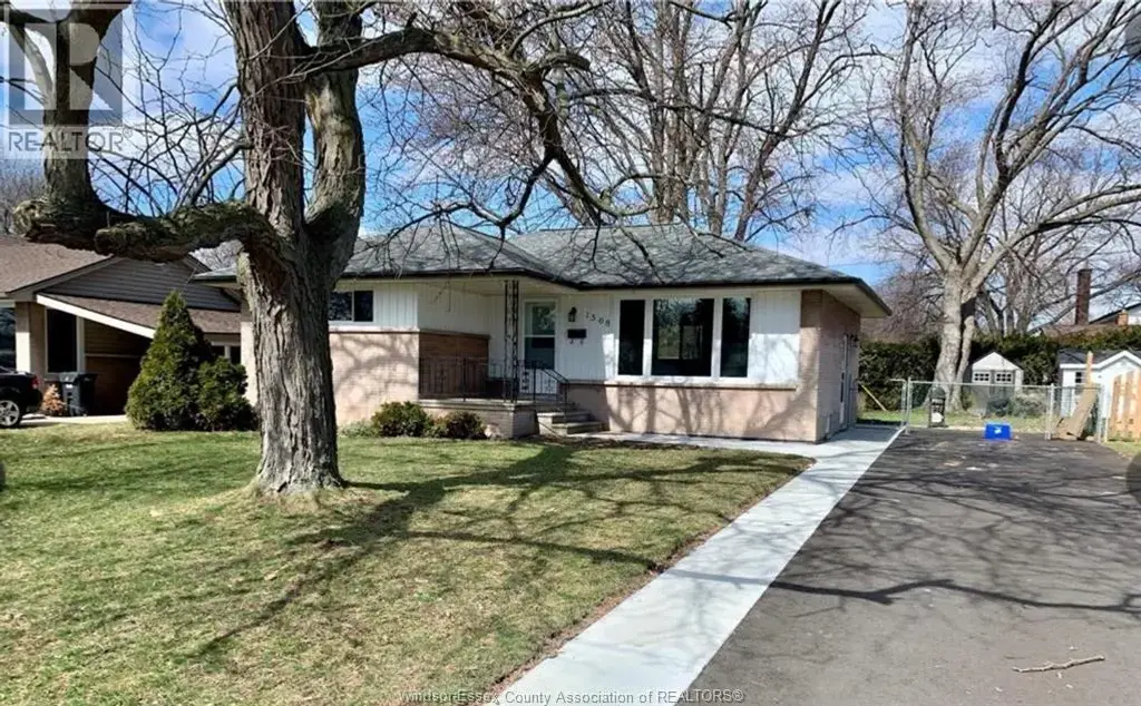 1568 Villa Maria Boulevard North Unit# Main, Windsor